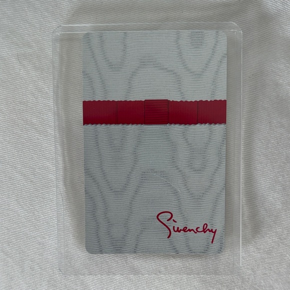 Givenchy Playing Card - Picture 2 of 3